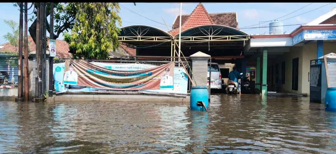Proyek Rumah Pompa Biang Kerok Banjir Tanggulangin