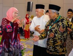 KH. Mutawakkil Pimpin Lagi Ketua MUI Jatim, Khofifah: Peran Ulama Penjaga Moral 