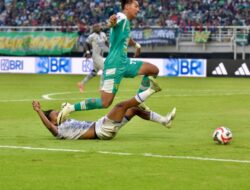 Gilas 4-0, Persebaya Terlalu Tangguh Buat Persijap