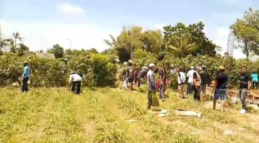 Pembangunan Koperasi Desa Merah Putih di Demo Puluhan Warga Desa Kepanjen Jember