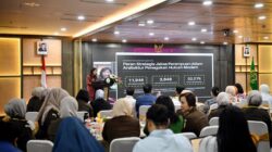 Menteri Komunikasi dan Digital (Menkomdigi), Meutya Hafid, menekankan bahwa peningkatan kapasitas digital aparat penegak hukum, khususnya jaksa wanita, menjadi kunci dalam menghadapi kejahatan digital yang semakin rumit, termasuk manipulasi bukti berbasis teknologi kecerdasan buatan atau deepfake.