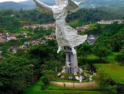 Monumen Yesus Memberkati Manado, Ikon Perayaan Natal dan Simbol Iman di Sulawesi Utara