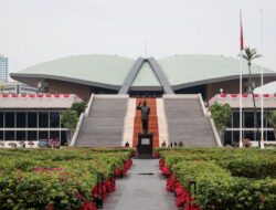 Ketua Komisi X DPR Dorong Penguatan Mutu Pendidikan dan Kesejahteraan Guru Jelang Tahun 2026