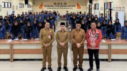 Puluhan Guru Kontrak Kabupaten Mojokerto Terima SK Perpanjangan