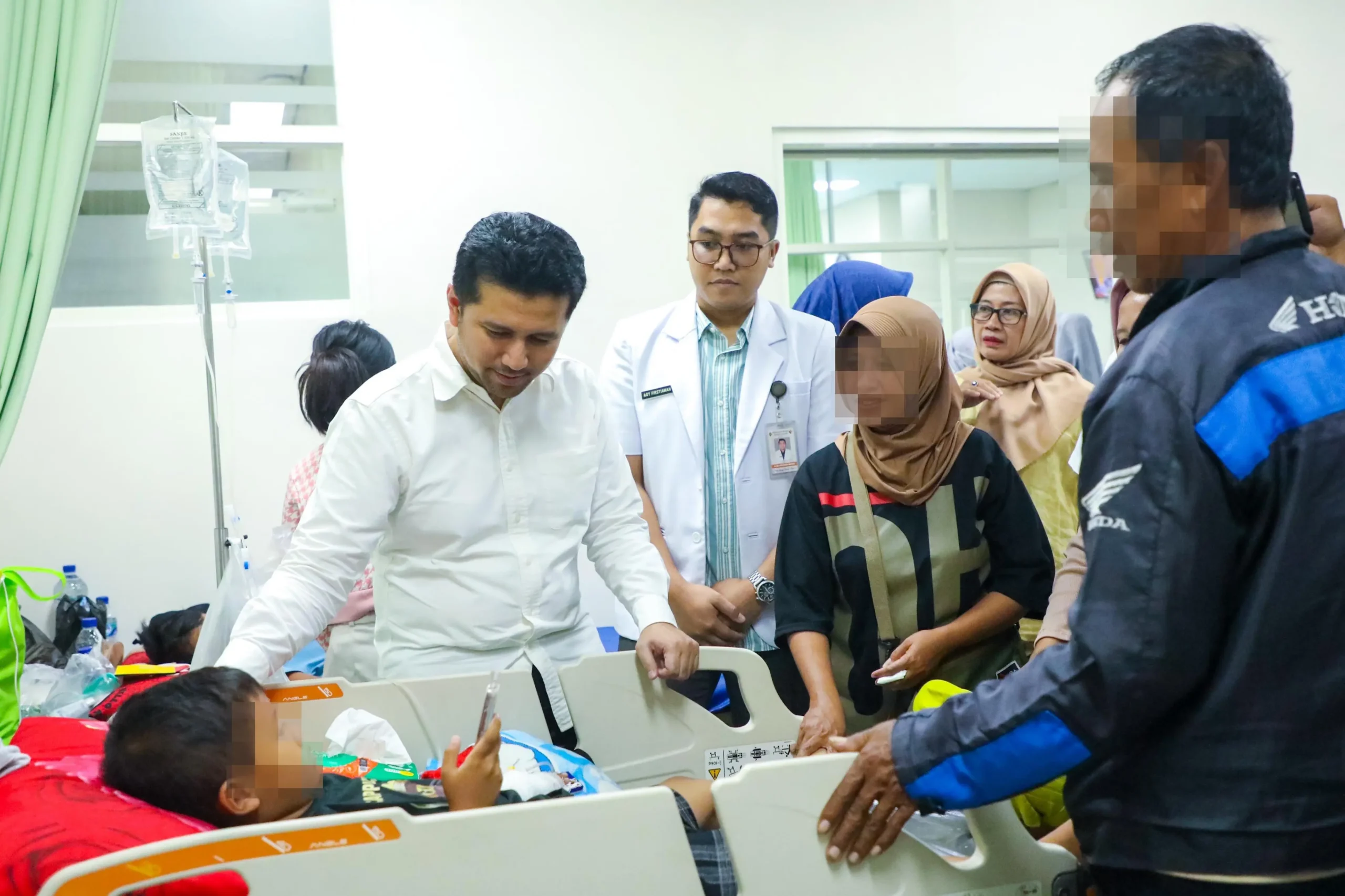 261 Korban Keracunan MBG di Mojokerto, Emil Telusuri Secara Menyeluruh Penyebabnya